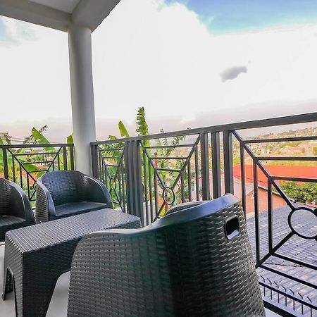 Ultra Modern Apartment In Nyarutarama Kigali Exteriör bild