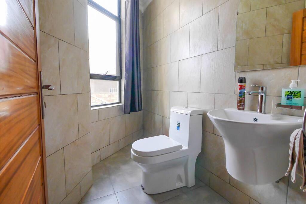 Ultra Modern Apartment In Nyarutarama Kigali Exteriör bild