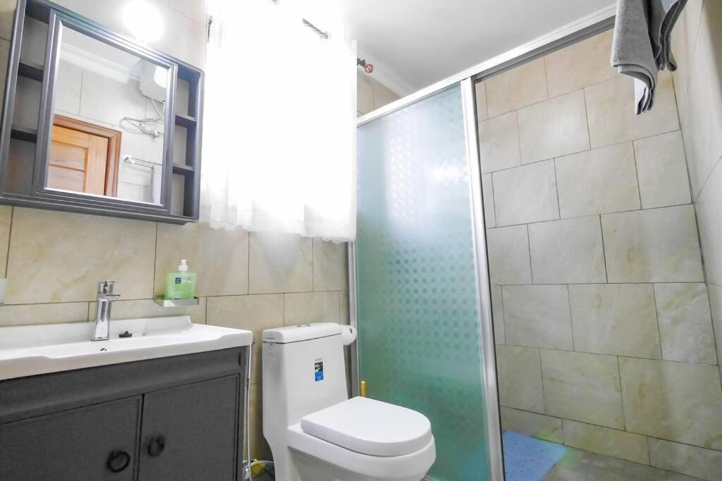 Ultra Modern Apartment In Nyarutarama Kigali Exteriör bild